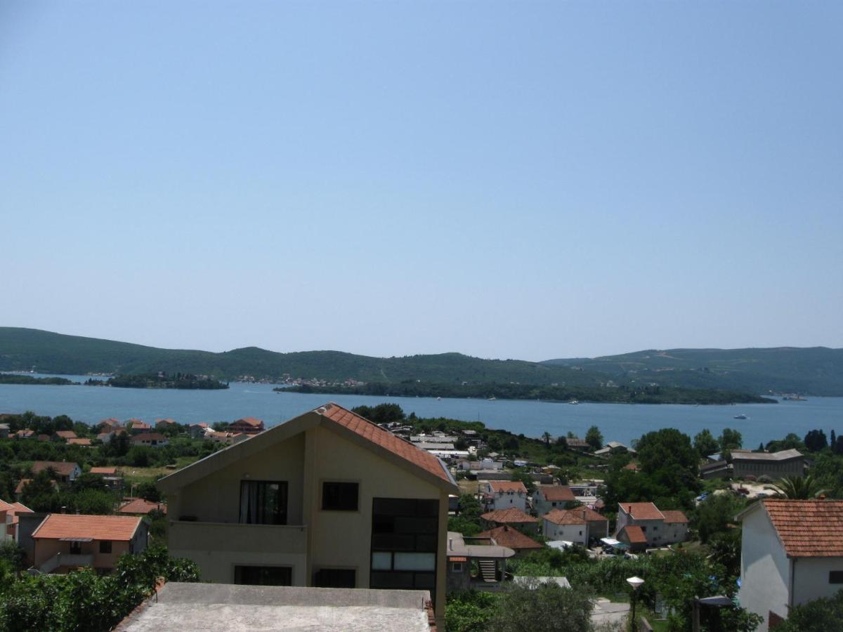 Hotel Wisteria Tivat Exterior foto