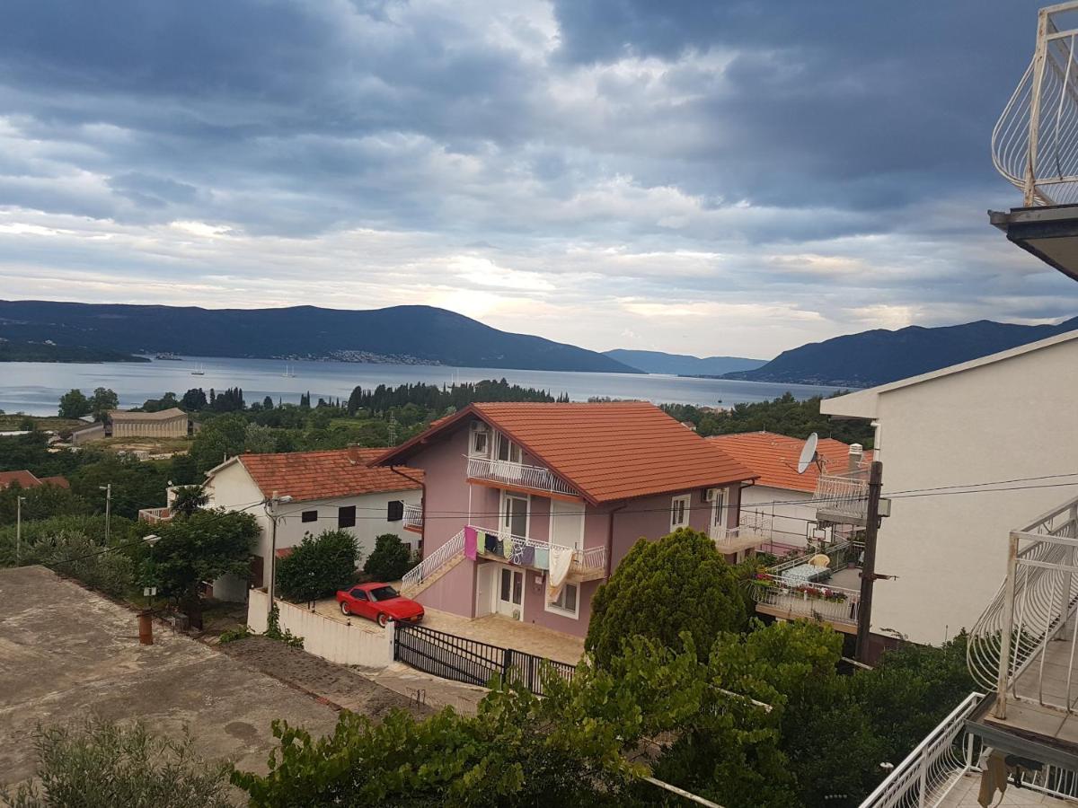 Hotel Wisteria Tivat Exterior foto